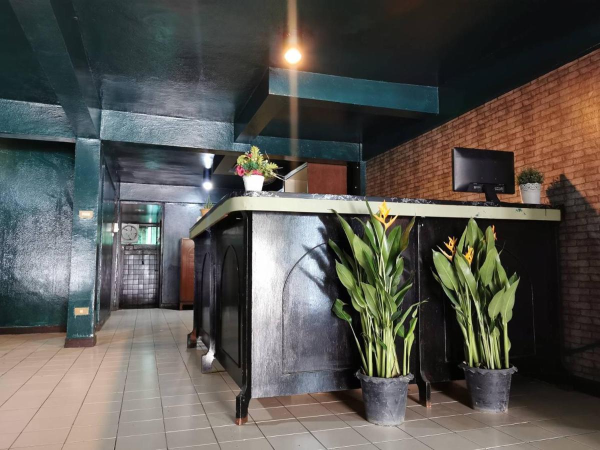The Chiang Mai Walkers Otel Dış mekan fotoğraf