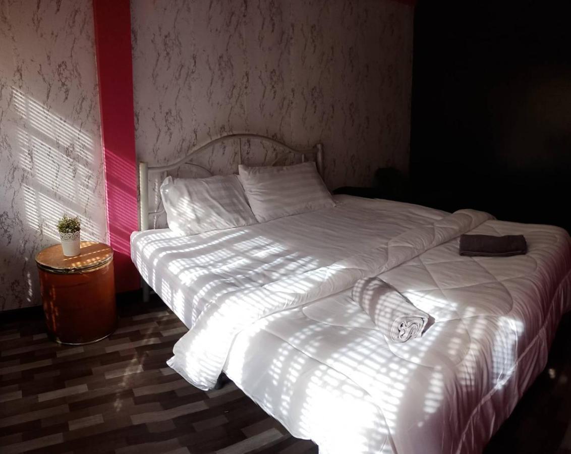 The Chiang Mai Walkers Otel Dış mekan fotoğraf