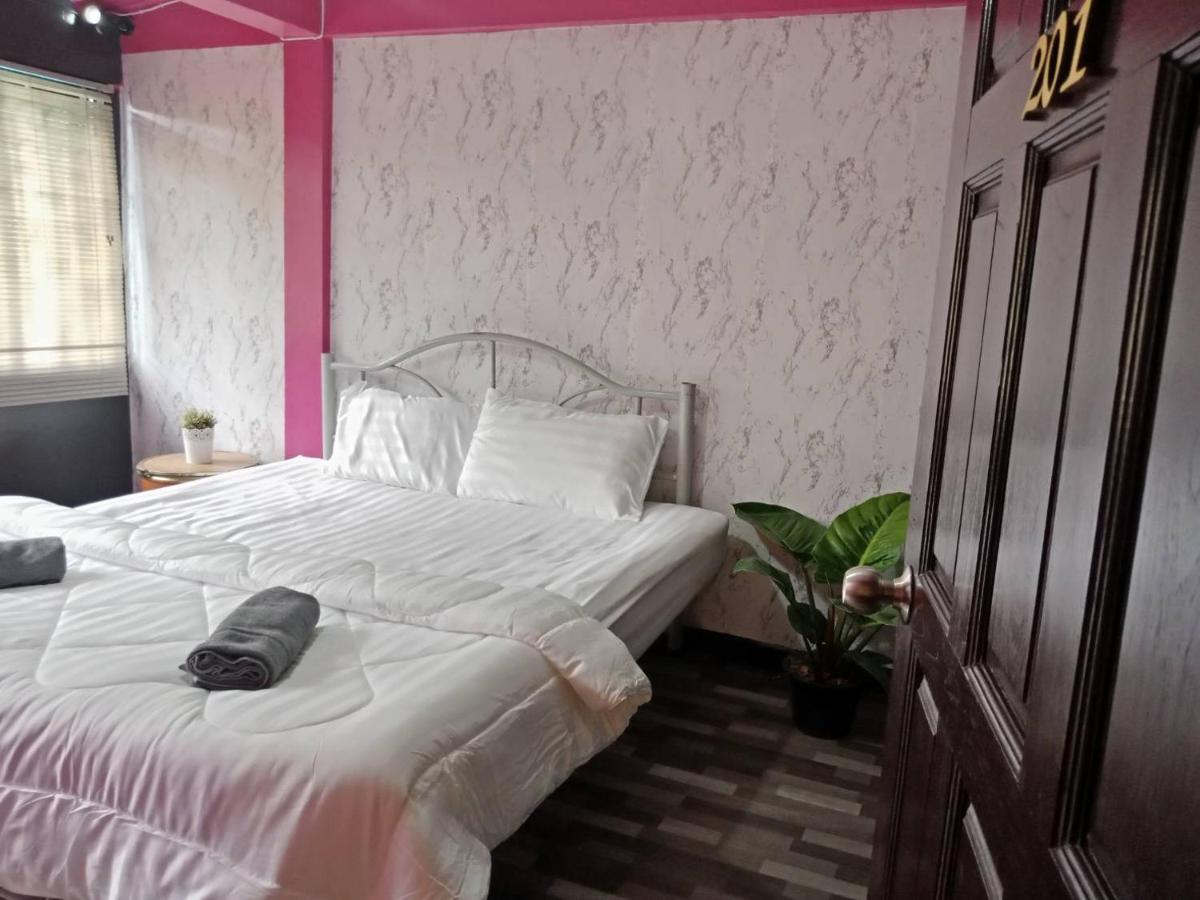 The Chiang Mai Walkers Otel Oda fotoğraf